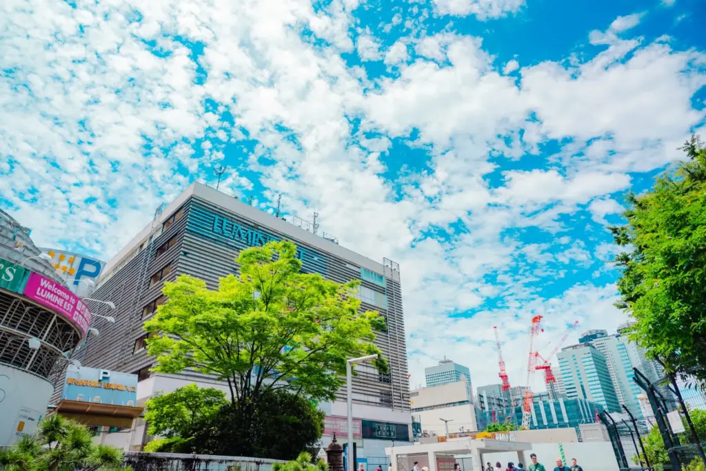 自毛植毛・親和クリニック新宿西口院へのアクセス